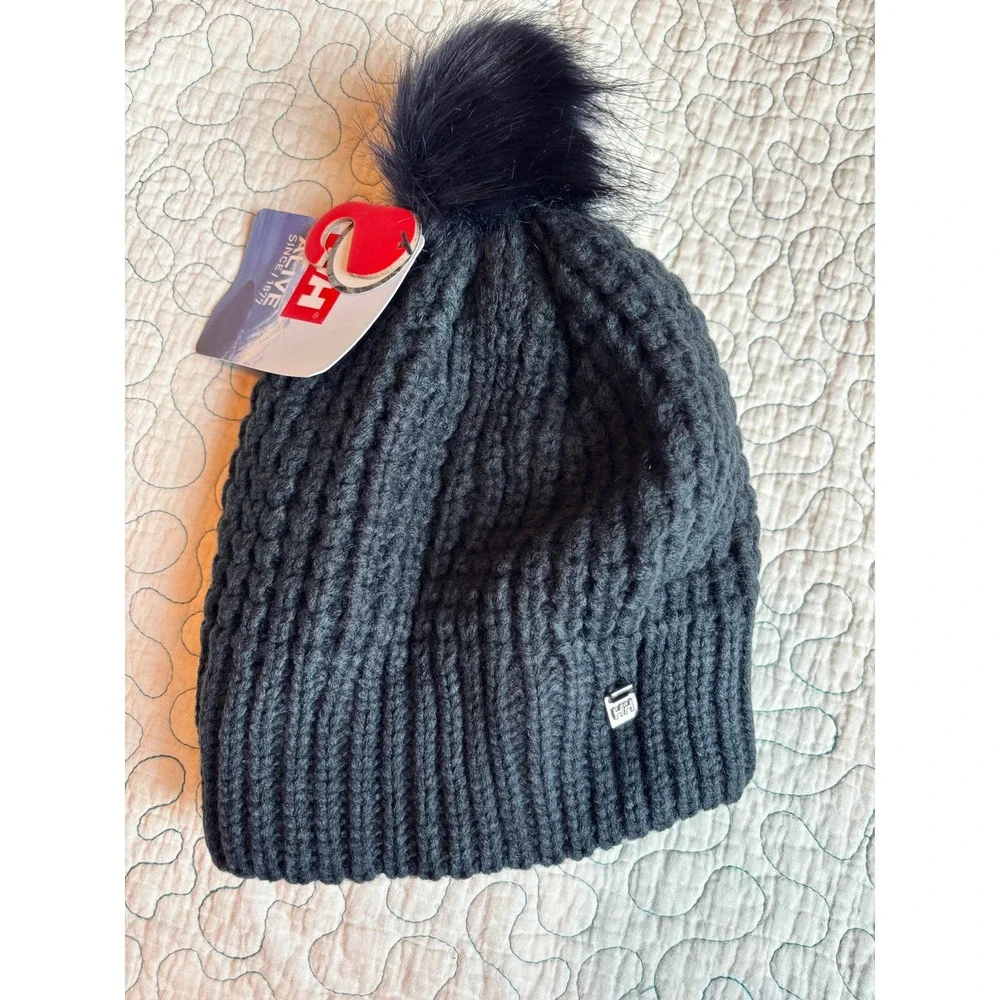 Helly Hansen W Snowfall Beanie Navy Blue Ribbed Knit Faux Fur Pom Hat
